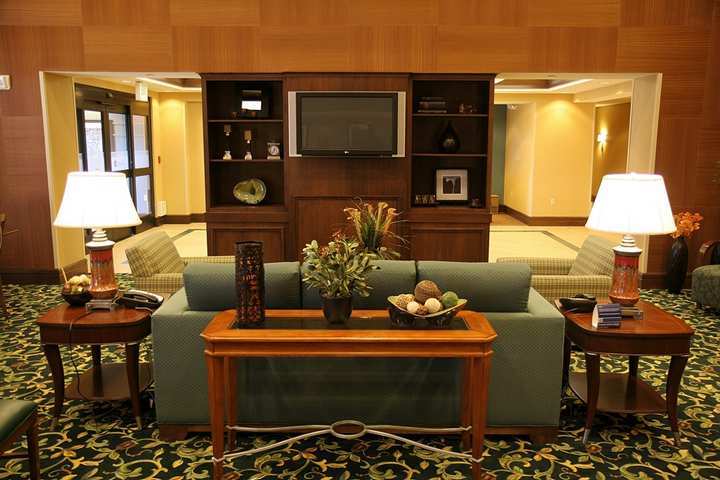 Hampton Inn & Suites Hartford-Манчестър Интериор снимка